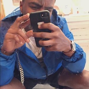 Meet your Posher, Devante